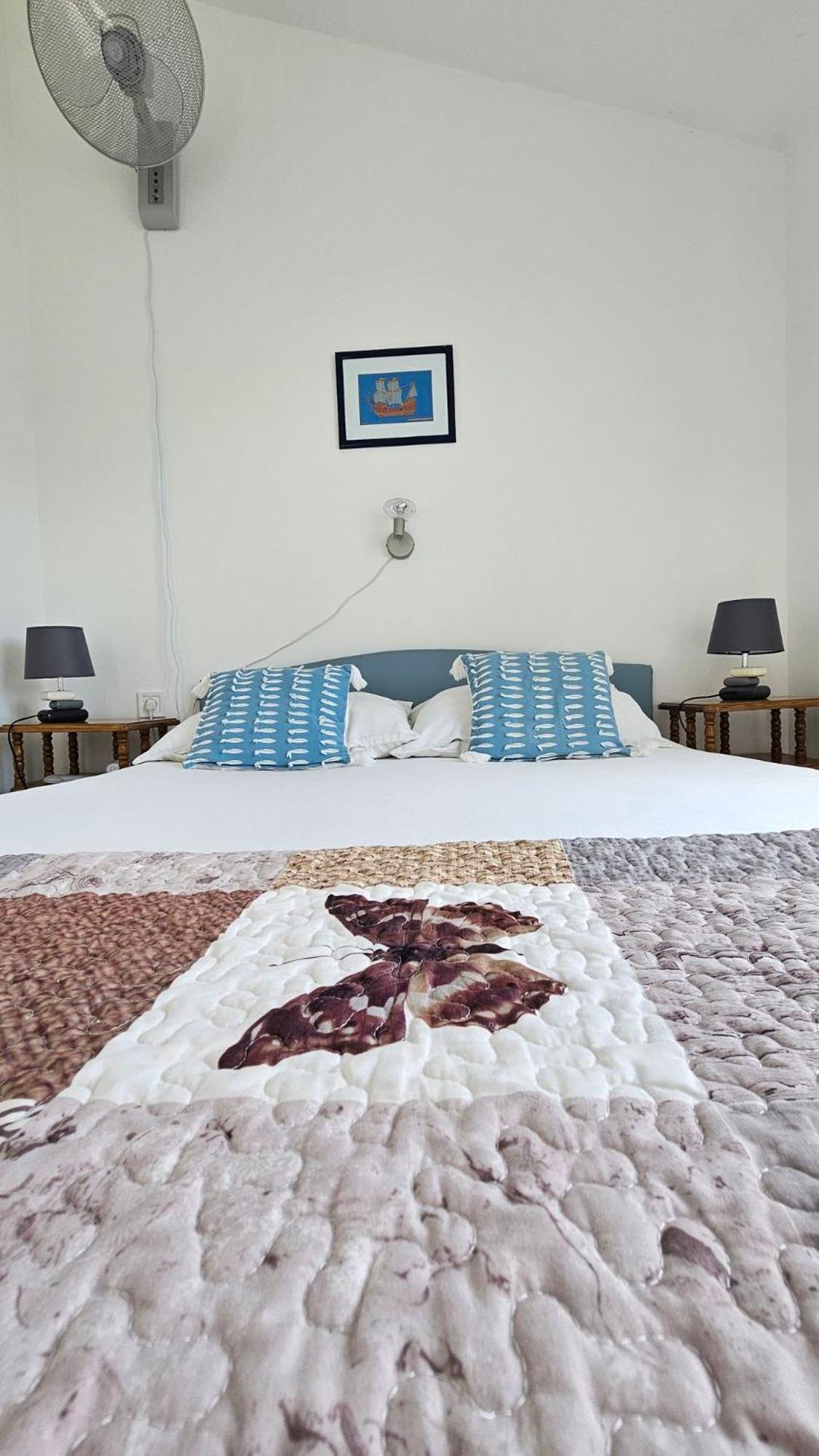 Apartmani Ela 프르빅루카 외부 사진
